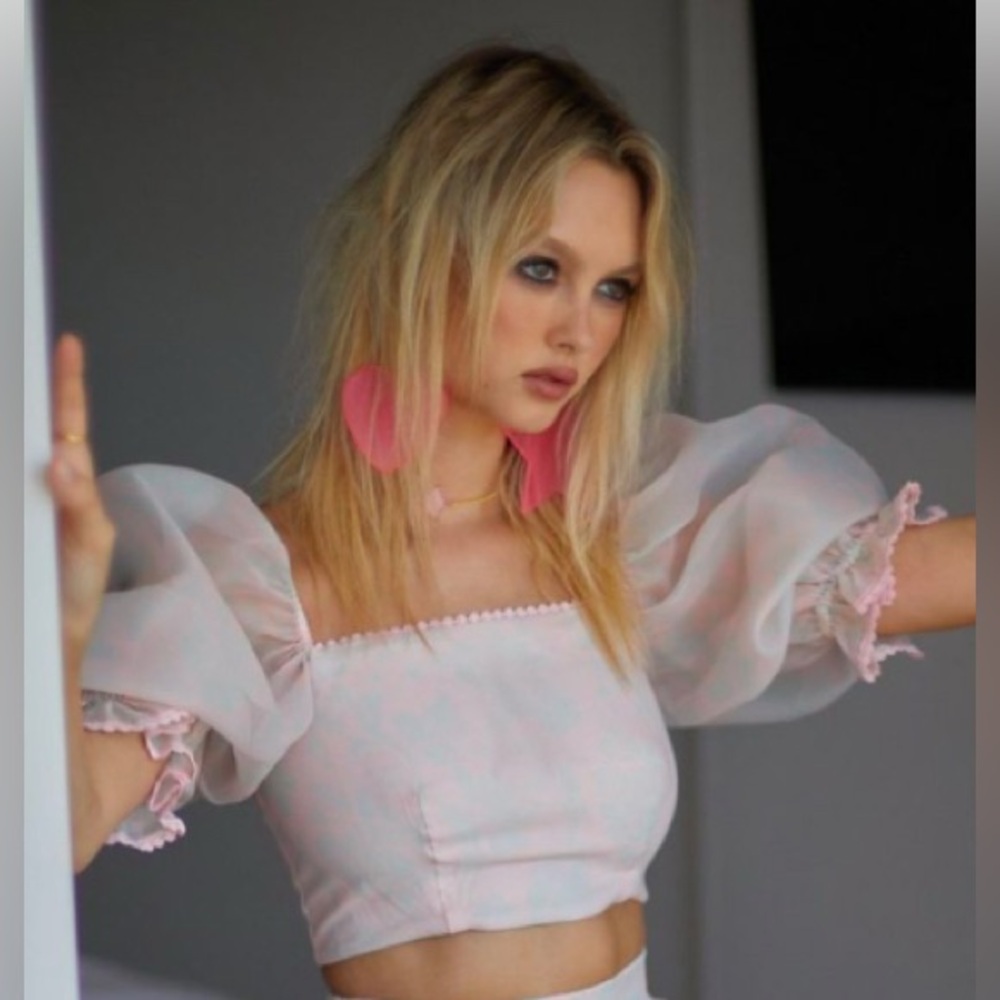 Selkie The Puff Crop Top in Candy Floss Size Medium